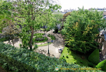 Garden view from the Musée Carnavalet